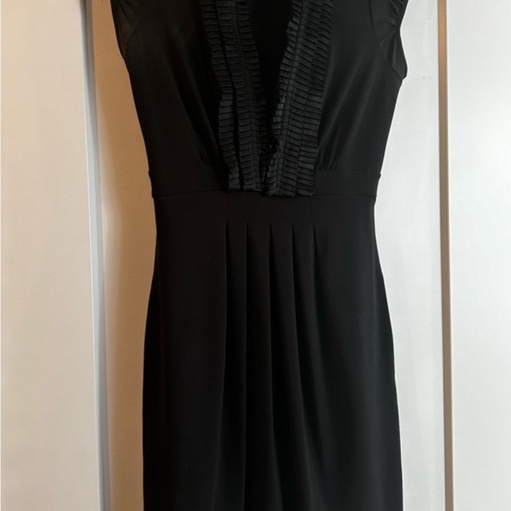 BCBG MaxAriza Black Sleeveless Dress Size L